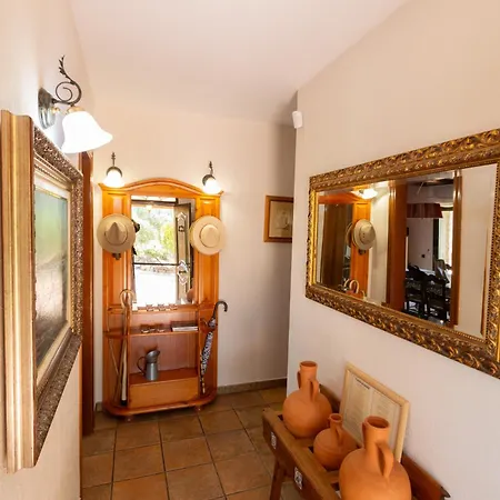 Villa Catalunya Casas Peaceful Perfection , Only 30km From Barcelona! *